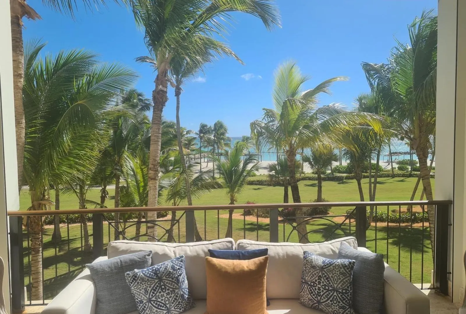 Aqm Beachfront Paradise! 3Bdr At Api Beach, Cap Cana 푼타 카나