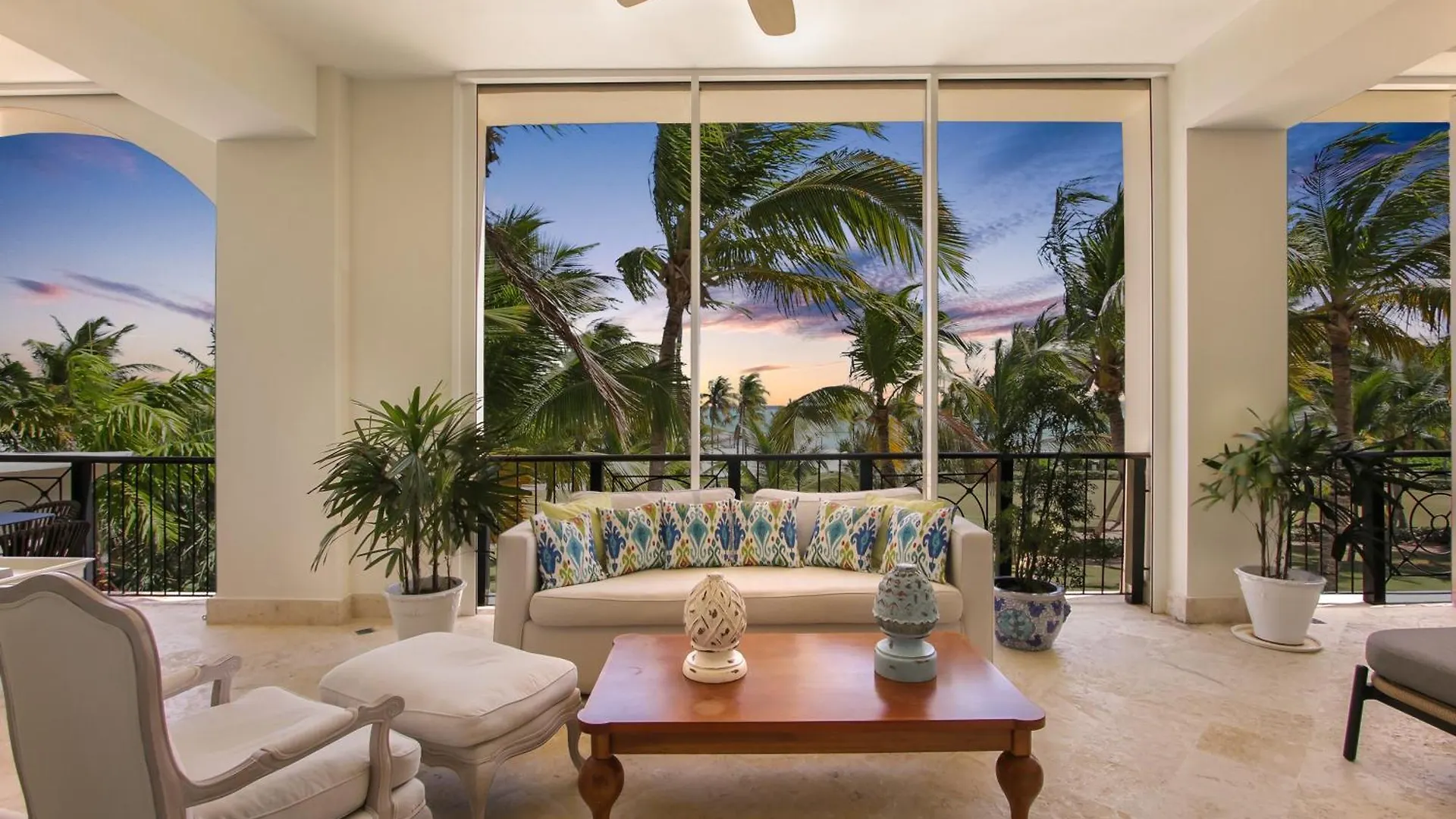 Aqm Beachfront Paradise! 3Bdr At Api Beach, Cap Cana Punta Cana Apartment